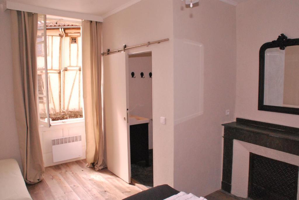 La Maison au Puits Cordes-sur-Ciel Chambre photo